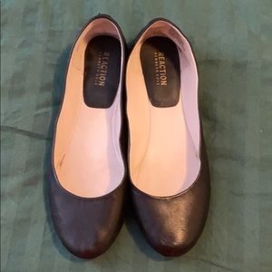 Kenneth Cole reaction ballet flats